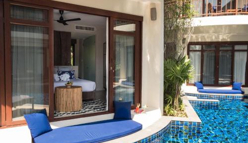 Deluxe Double Room with Pool Access