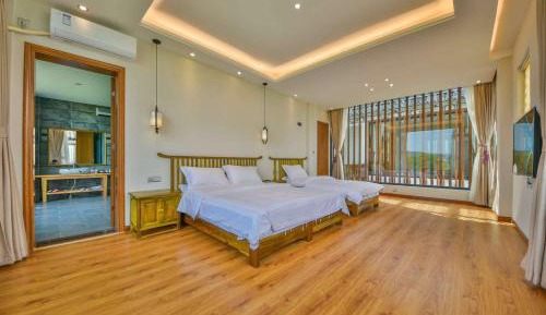 Family Room with Terrace