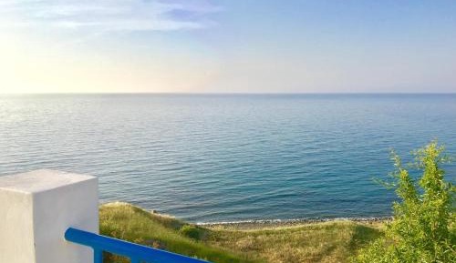 Studio Apartment with Sea View