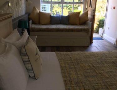 Large Family Room (2 adults + 2 children) with Garden View