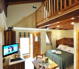 Triple Room with Kitchenette - Split Level