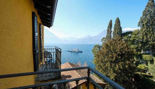 Double or Twin Room with Partial Lake View