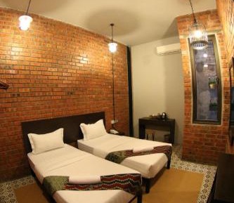 Twin Room with Shared Bathroom