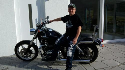 Apartment with Mountain View