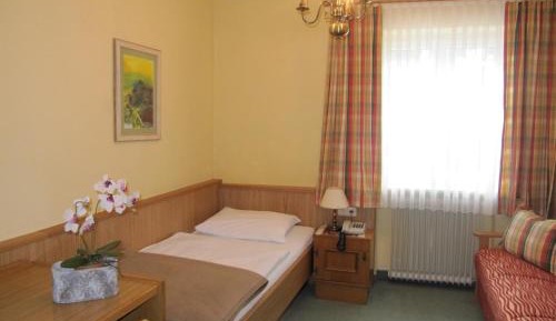 Economy Single Room