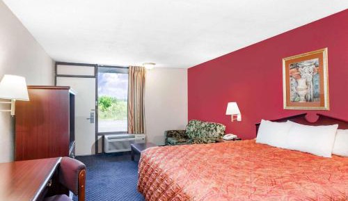 King Room - Non-Smoking