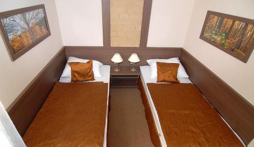 One-Bedroom Apartment (2 Adults)