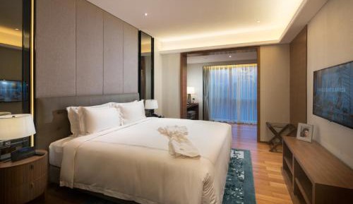 Two Bedroom Executive Study