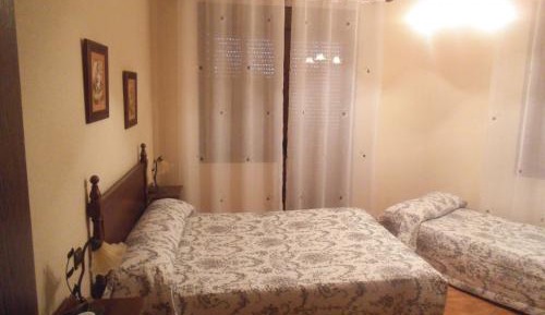 Double or Twin Room with Private Bathroom