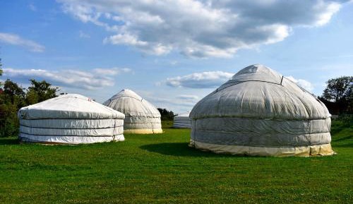 Bungalow with Garden View