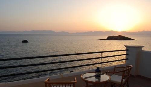 Two-Bedroom Apartment with Sea View