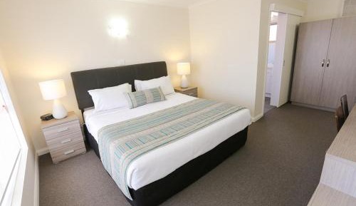 Quality King Room