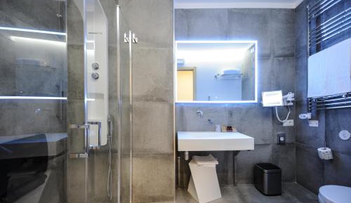 Junior Suite with Beach Access