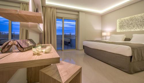 Suite with Hot Tub