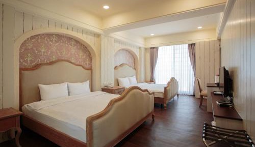 Quadruple Room with Balcony