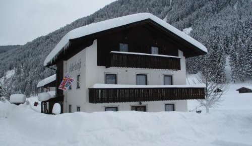 Single Room with Private Bathroom