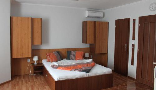 Studio Apartment (2 adults + 2 children)