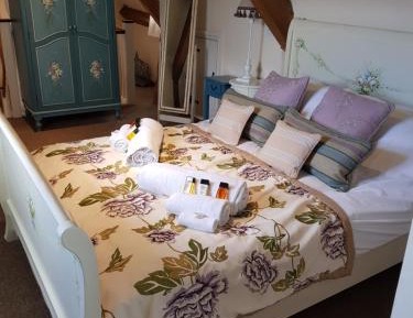 Suite with Lake View