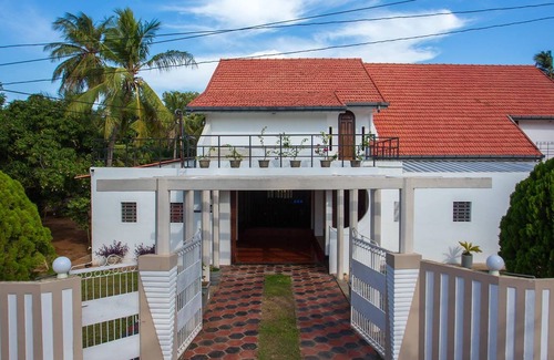 Uduvil Hotel | Dayanithi Guest House