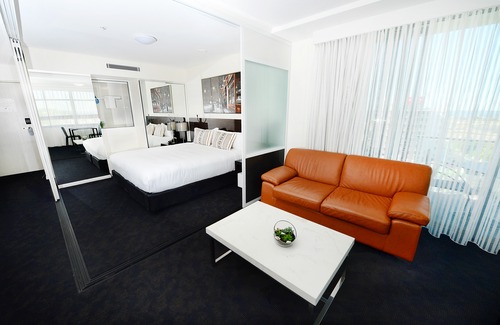 Gladstone Hotel | Oaks Gladstone Grand Hotel