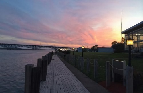 Niagara Falls Hotel | Niagara Riverside Resort, BW Premier Collection