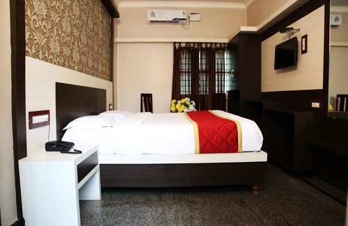 Hassan Hotel | Shreevara Residency