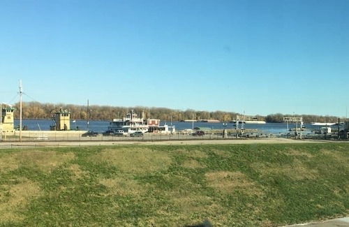 Hannibal Hotel | Lighthouse Hospitality Hannibal