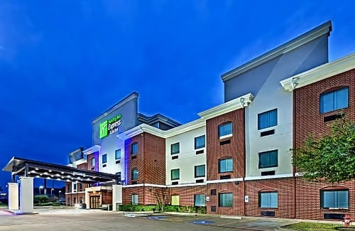 Longview Hotel | Holiday Inn Express and Suites Longview South I20, an Ihg Hotel