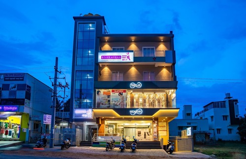 Vijayanagar Hotel | Aadya Elite