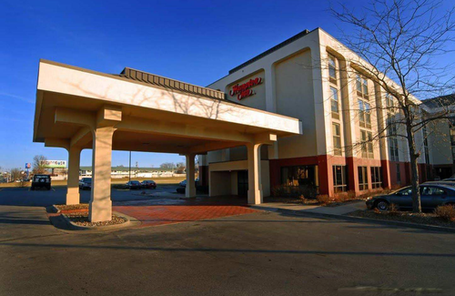 Greater South Side Hotel | Hampton Inn des Moines-Airport