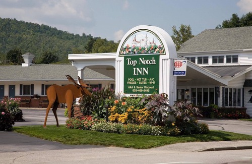 Upper Village Hotel | Top Notch Inn