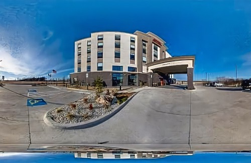 Lusta Hotel | Hampton Inn & Suites Pryor
