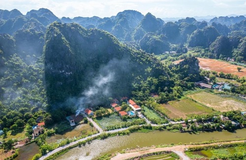 Hoa Lu Hotel | Trang An Retreat