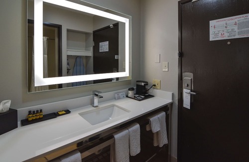Lafayette Hotel | Best Western Plus Lafayette Hotel University Area