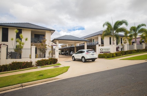 Allenstown Hotel | Apartments on Palmer