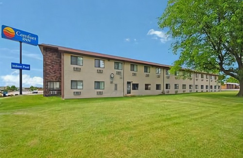 Forsyth Hotel | Quality Inn Near I-72 and Hwy 51