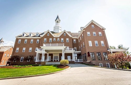 Delafield Hotel | The Delafield Hotel