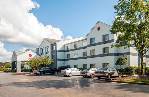 Tougaloo Hotel | Quality Inn & Suites