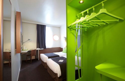 Neuville Hotel | Campanile Vire