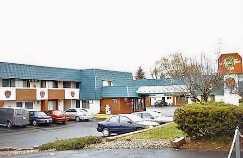North Spokane Hotel | Apple Tree Inn