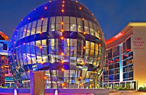 Doha Hotel | Crowne Plaza Doha - The Business Park, an IHG Hotel