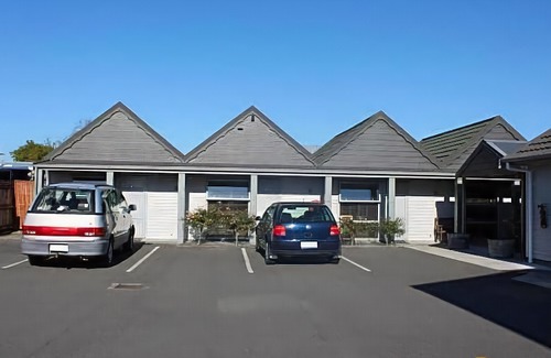 Palmerston North Hotel | Big Five Motel
