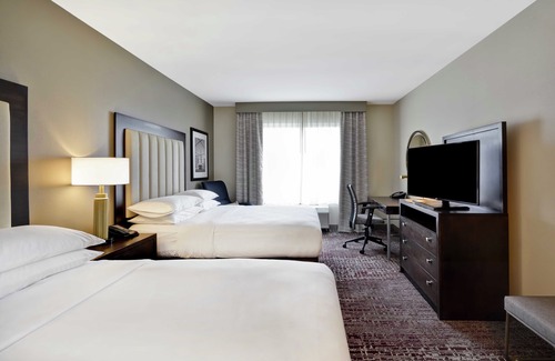 Bedford Park Hotel | DoubleTree by Hilton Chicago Midway Airport