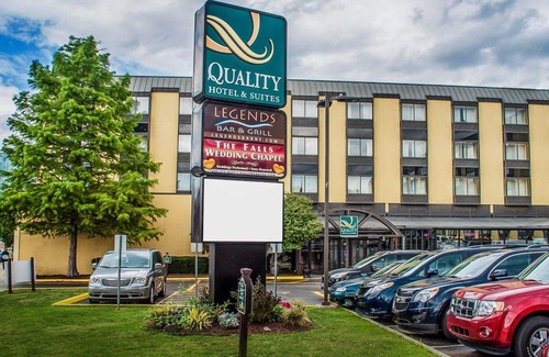 Downtown Niagara Falls Hotel | Quality Hotel & Suites at The Falls