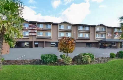 Clackamas Hotel | Clackamas Inn and Suites