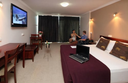 Spring Hill Hotel | Astor Metropole Hotel