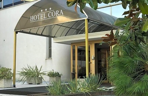 Carate Brianza Hotel | Hotel Cora