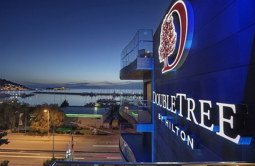 Kusadasi City Centre Hotel | DoubleTree by Hilton Kusadasi