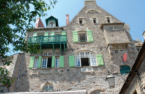 Le Mont-Saint-Michel Hotel | Les Terrasses Poulard