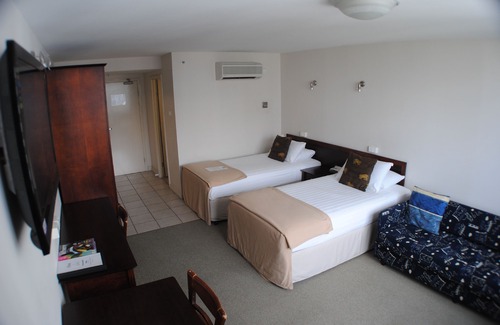 Spring Hill Hotel | Astor Metropole Hotel